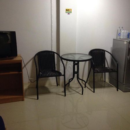 Отель Baan Khun Yai Накхонратчасима Экстерьер фото